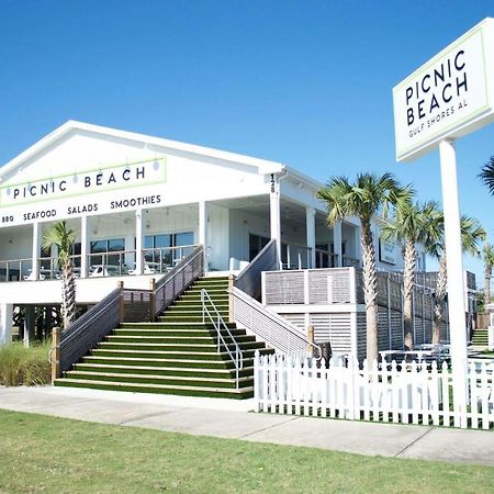 Budget Friendly Condo Perfect For A Romantic Getaway Within Walking Distance To The Beach! Gulf Shores Exteriér fotografie