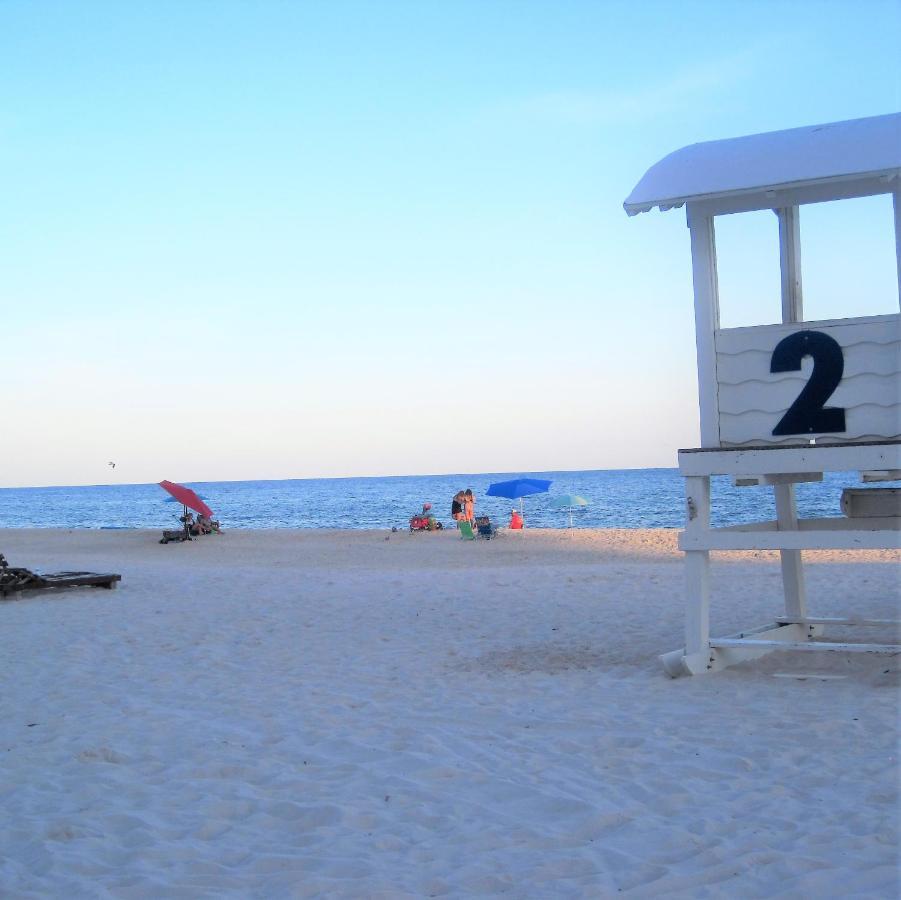 Budget Friendly Condo Perfect For A Romantic Getaway Within Walking Distance To The Beach! Gulf Shores Exteriér fotografie